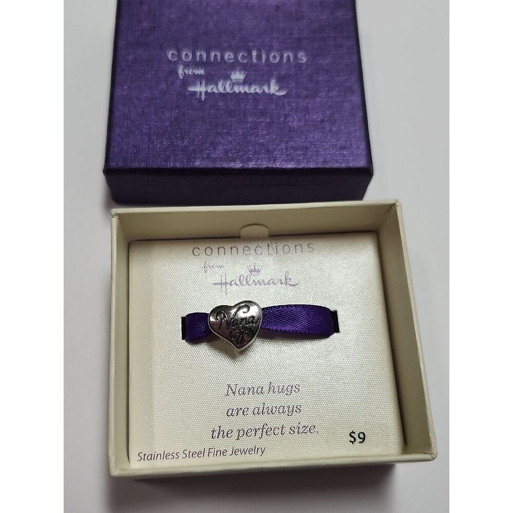 Hallmark Silver 'Nana' Heart Charm